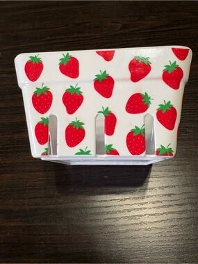 Strawberry Pattern Plastic Produce Keeper - White with Red
